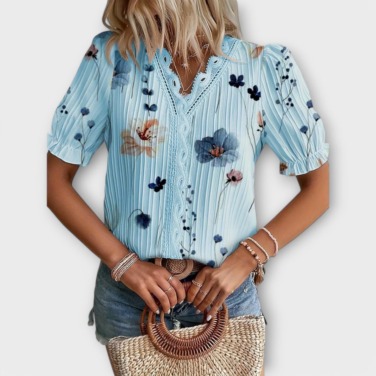 Camisa Emily con cuello en V de corte holgado y elegante