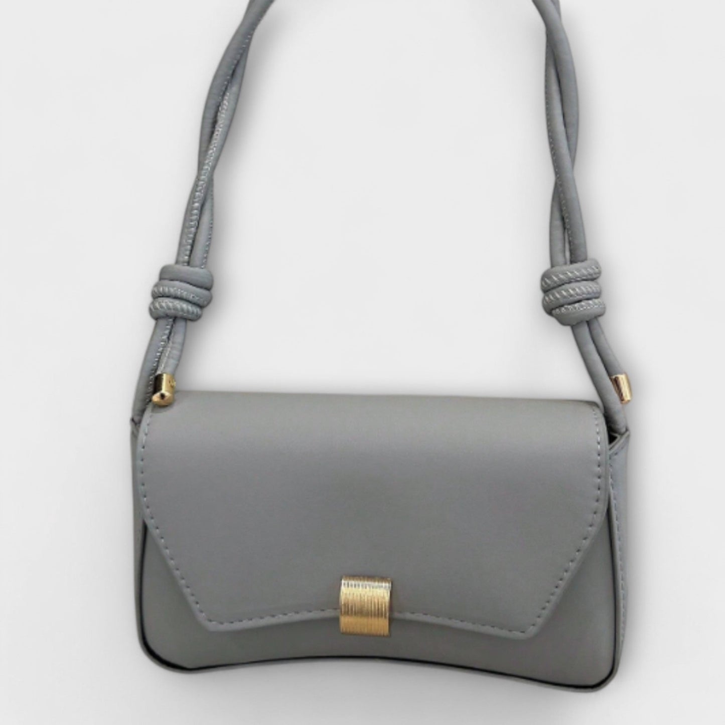 Bolso de solapa vintage clásico de Laura - Elegante y diseñado