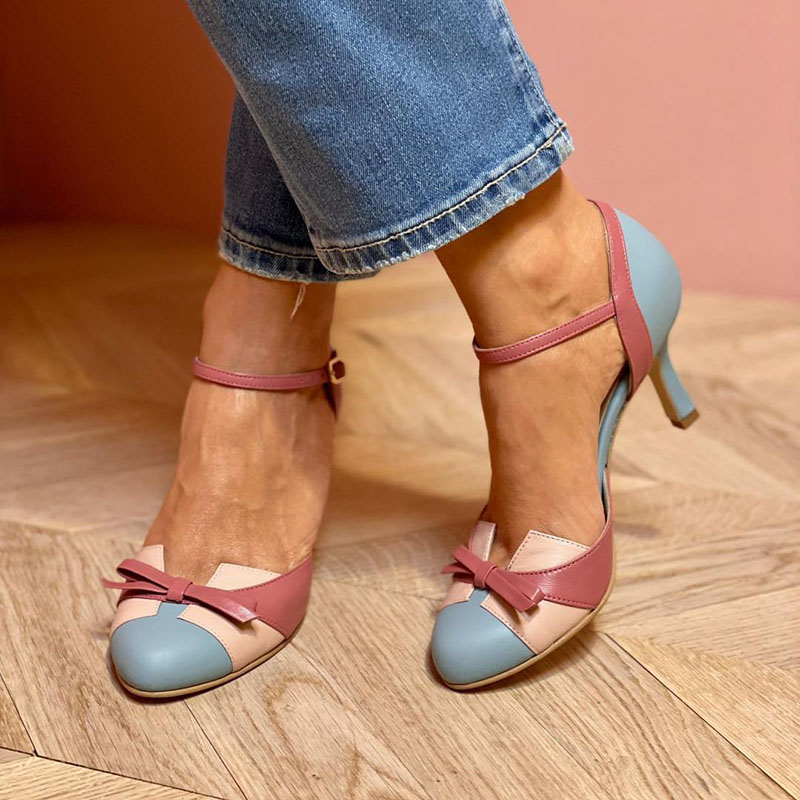 Belerusa | Sandalias coloridas con lazo y correas, con punta redonda