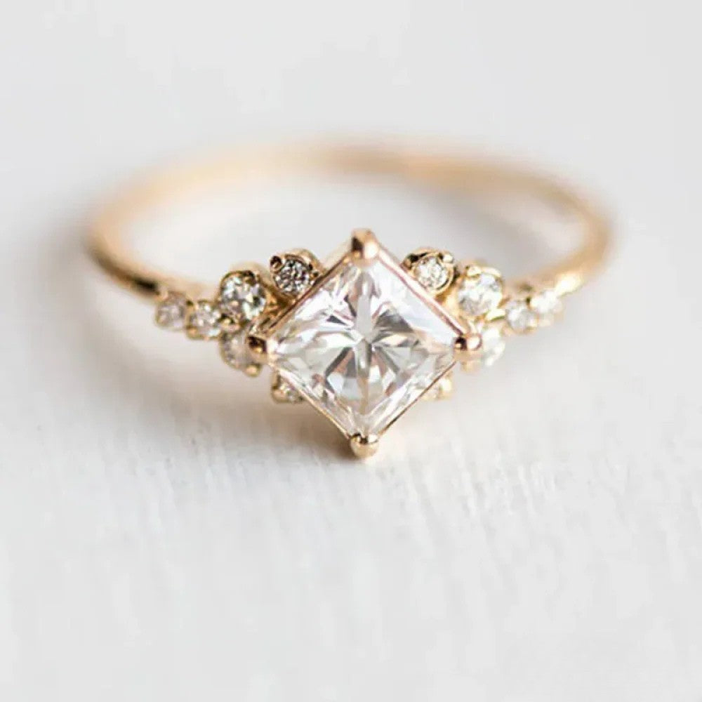 Anillo Deluzian - Joyería de lujo que resalta tu estilo