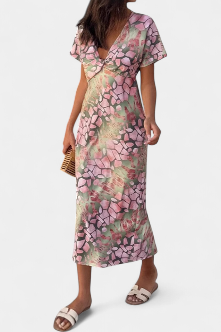 Vestidos con estampado abstracto y escote en V