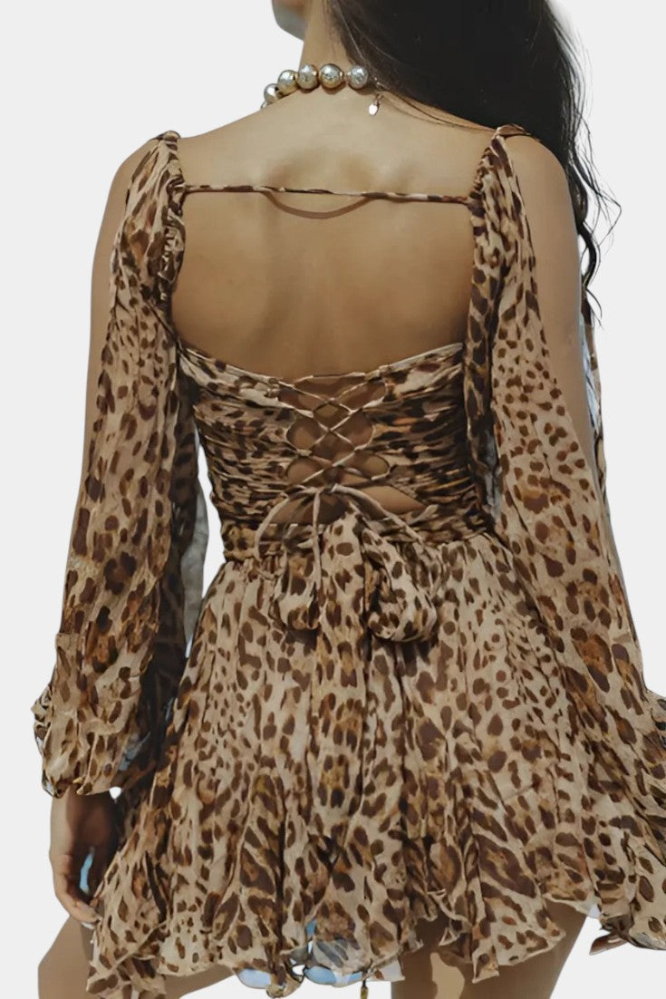 Vestidos mini con cuello en V y mangas ligeras