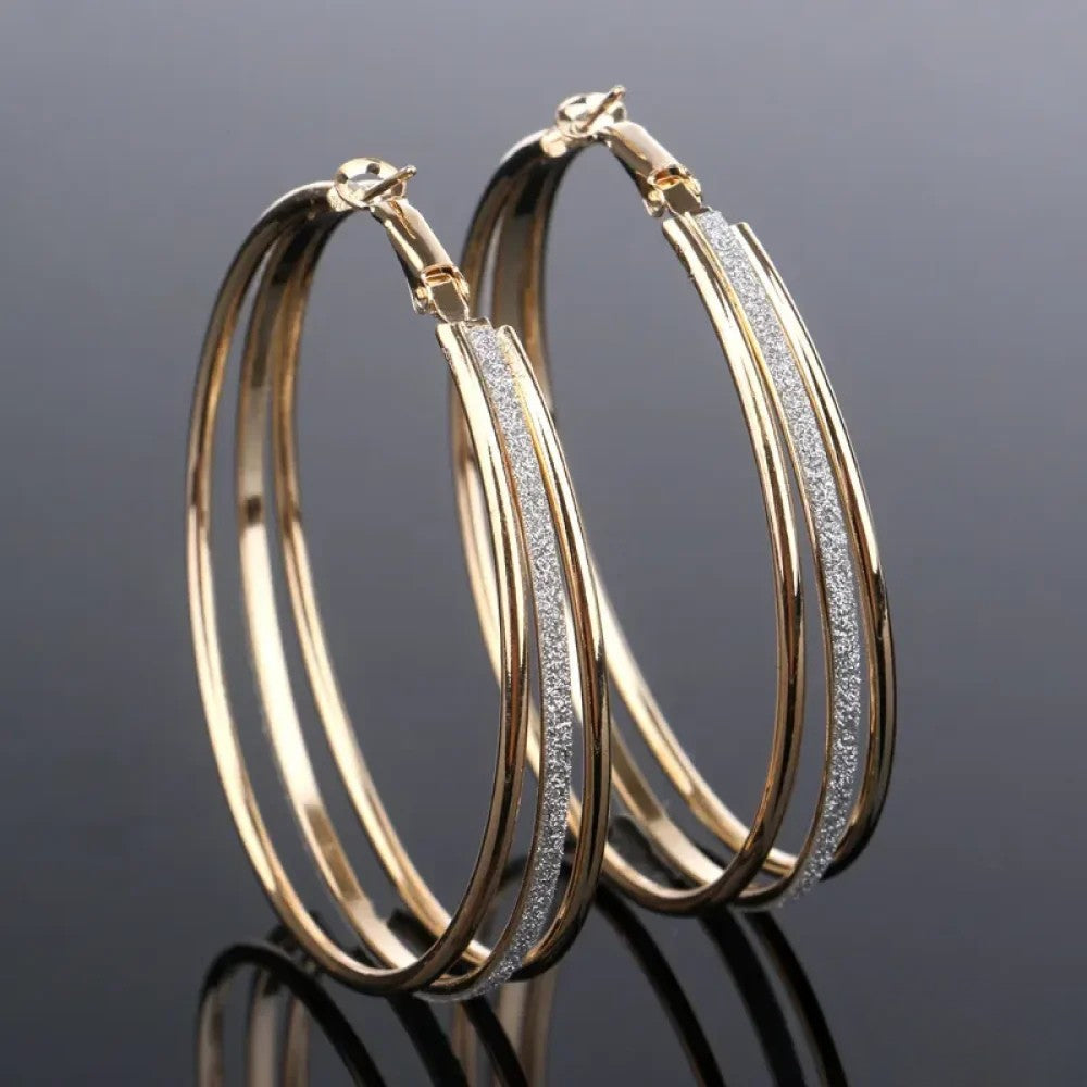Pendientes de oro vintage de lujo
