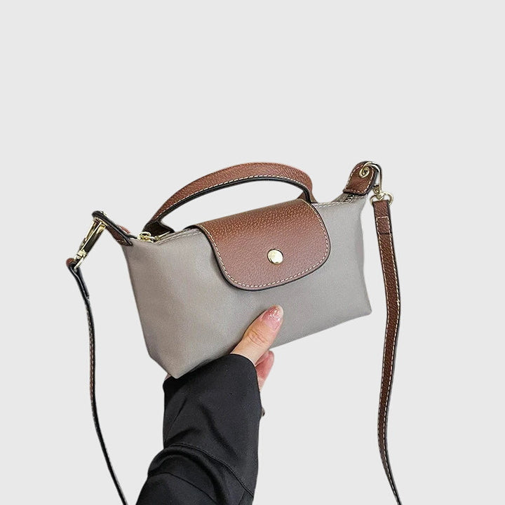 "Giulia" | Bolsa de mano elegante de nailon.