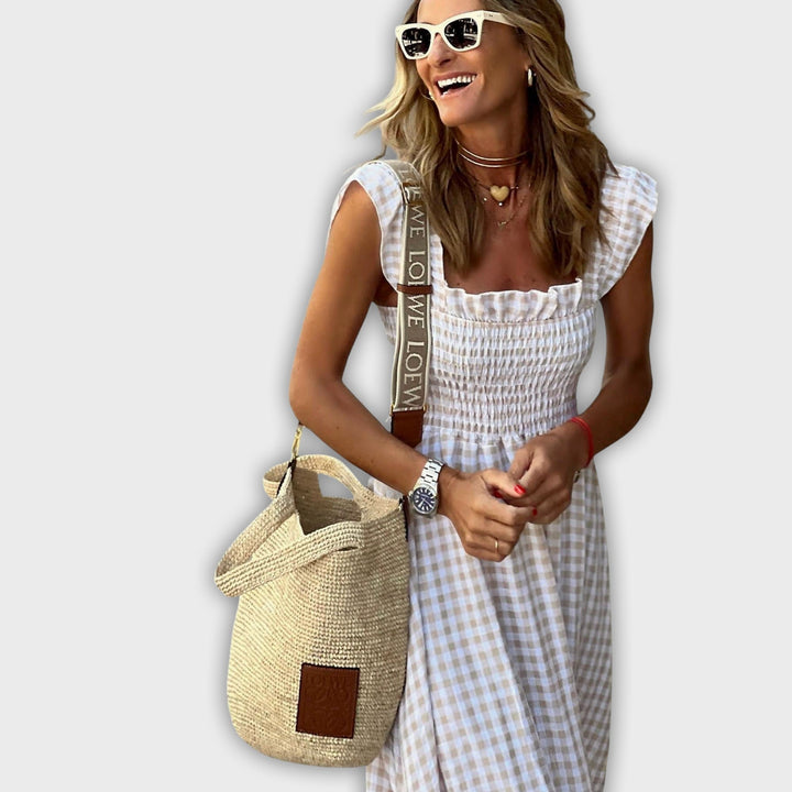 Vestido maxi con mangas sueltas y estampado de lunares