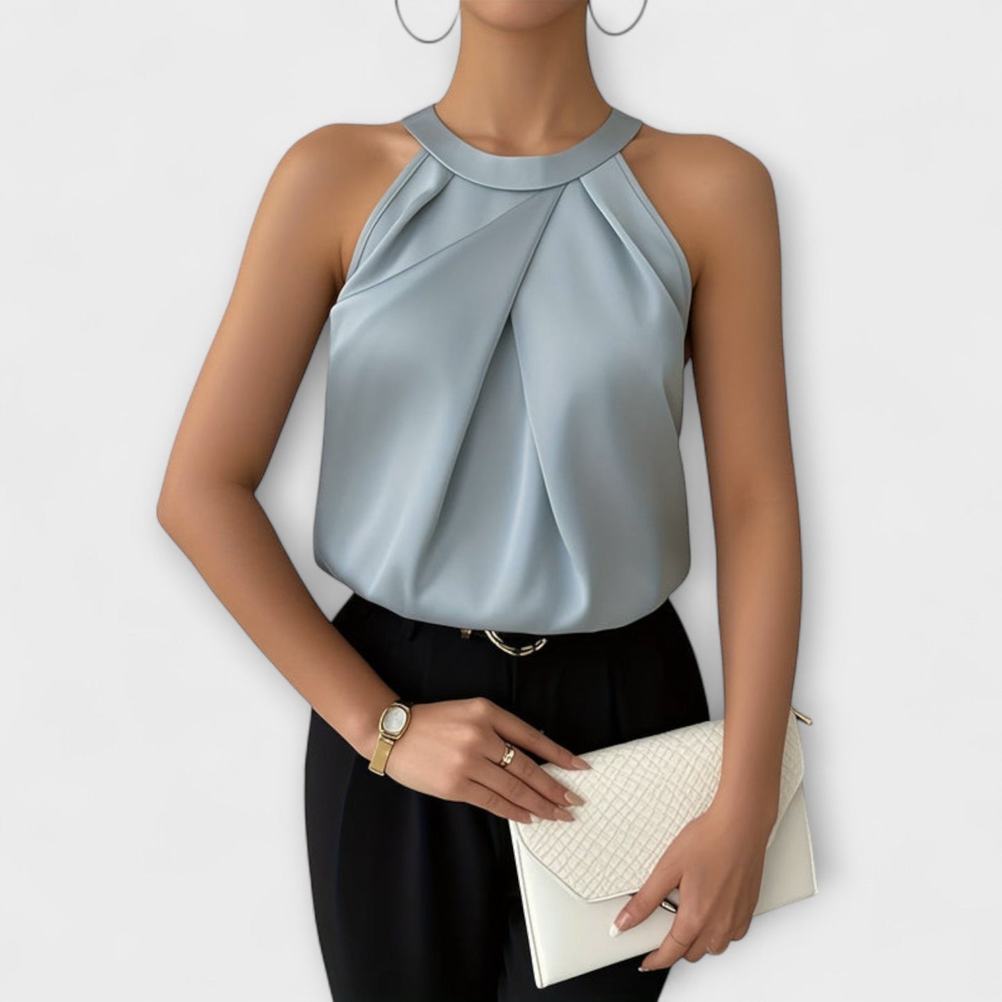 Camisa de satén elegante con hombros al descubierto
