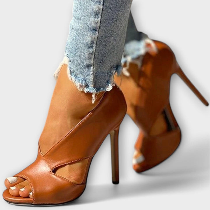 Sandalias ortopédicas elegantes con tacón