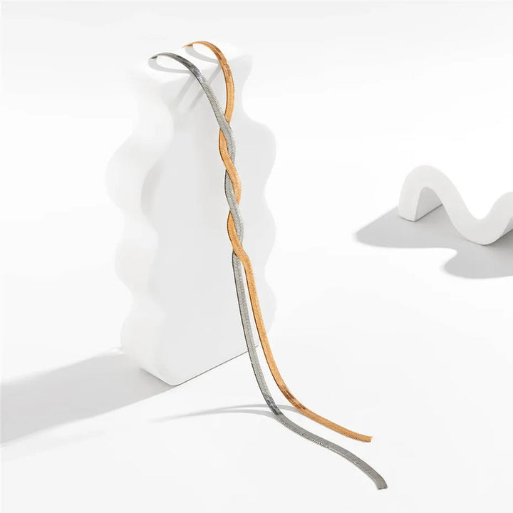 Cadena de serpiente ajustable con diseño elegante