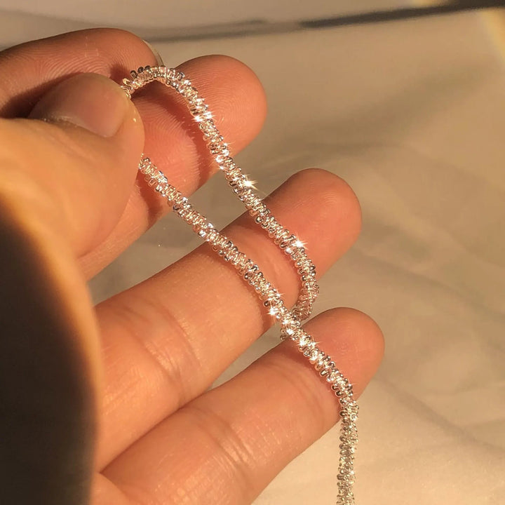 Pulsera elegante y brillante con un toque de lujo