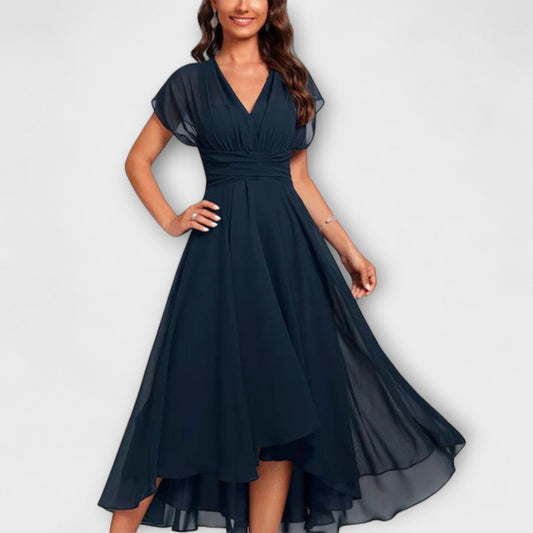 Vestido corto A-Line con escote en V
