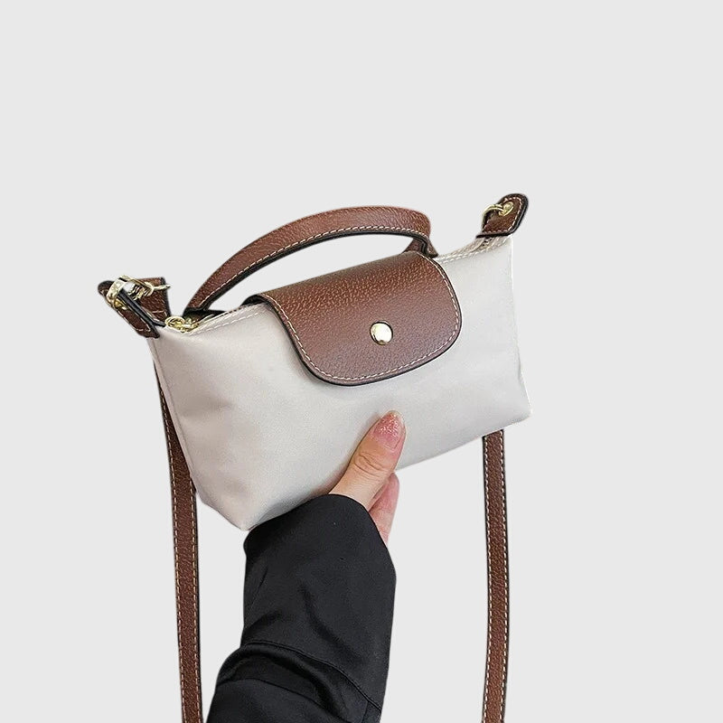 "Giulia" | Bolsa de mano elegante de nailon.