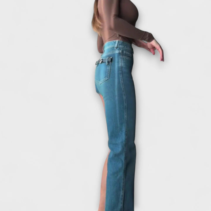 Pantalones vaqueros asimétricos con una tira de hombro