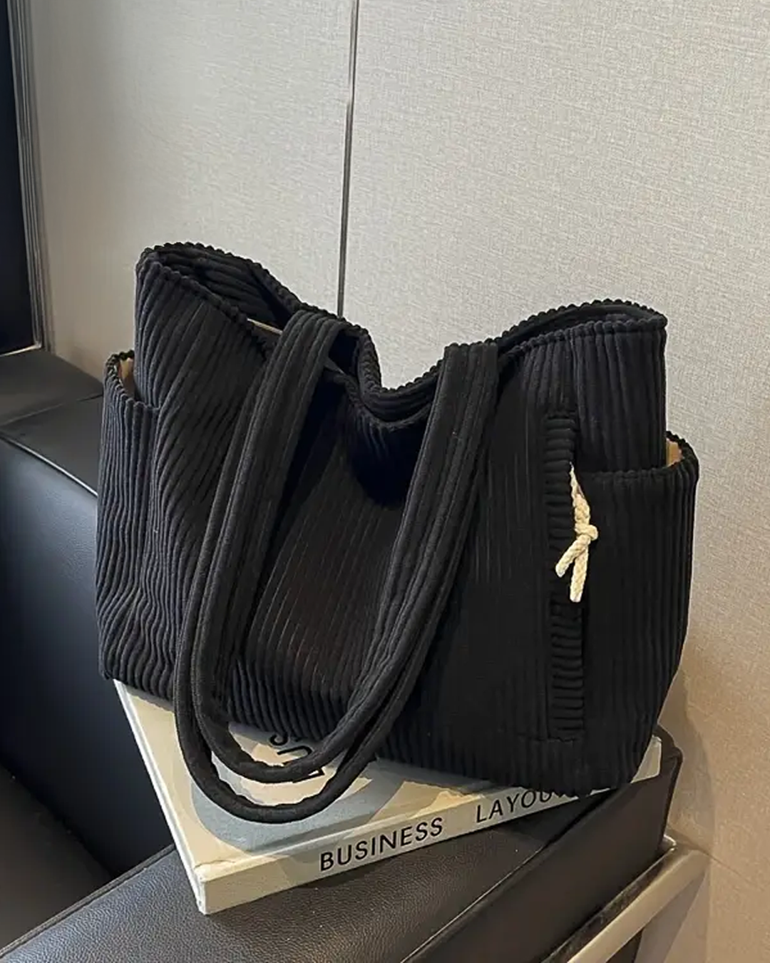 Tilda – Bolsa de transporte con detalles de hilo