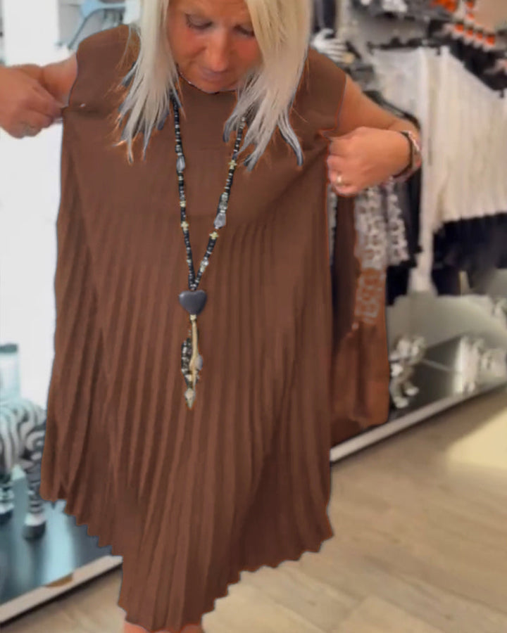 Clara | Vestido de verano plisado y sencillo.