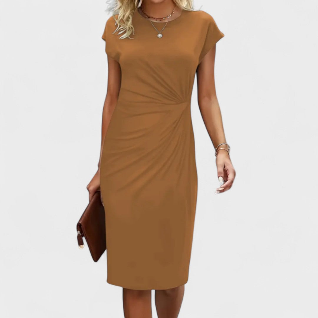 Vestido de cóctel corto con mangas cortas