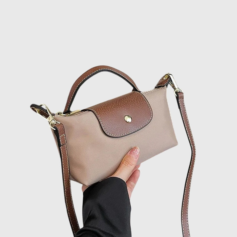 "Giulia" | Bolsa de mano elegante de nailon.