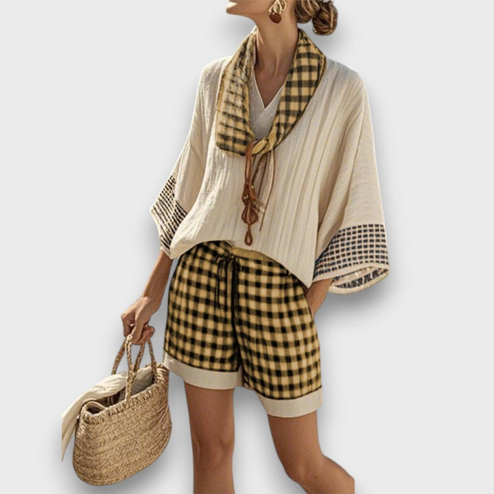 Verina – traje con estampado de cuadros y encanto libre