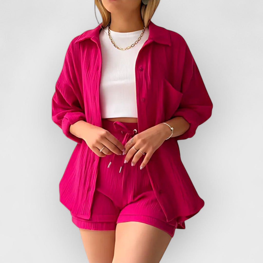 Conjunto de verano con camiseta y pantalones cortos