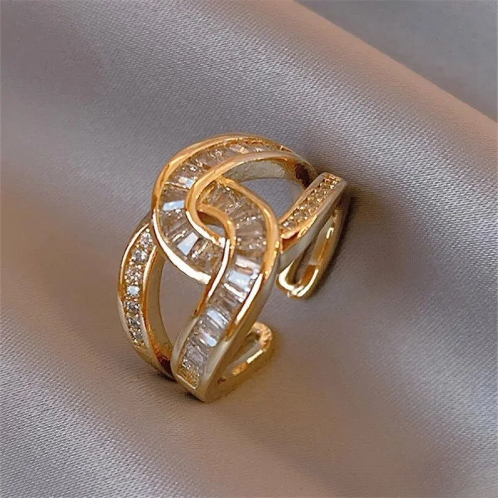 Anillo de enlace diseñado – Colección Laura