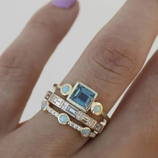 Anillo bajo retro para joyería Laura