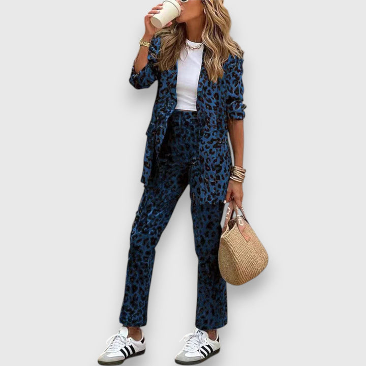 Zaira – Traje de pantera con un aire urbano