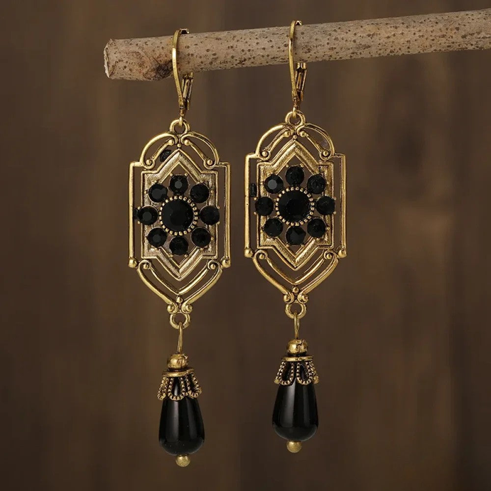 Pendientes de pantalones negros retro