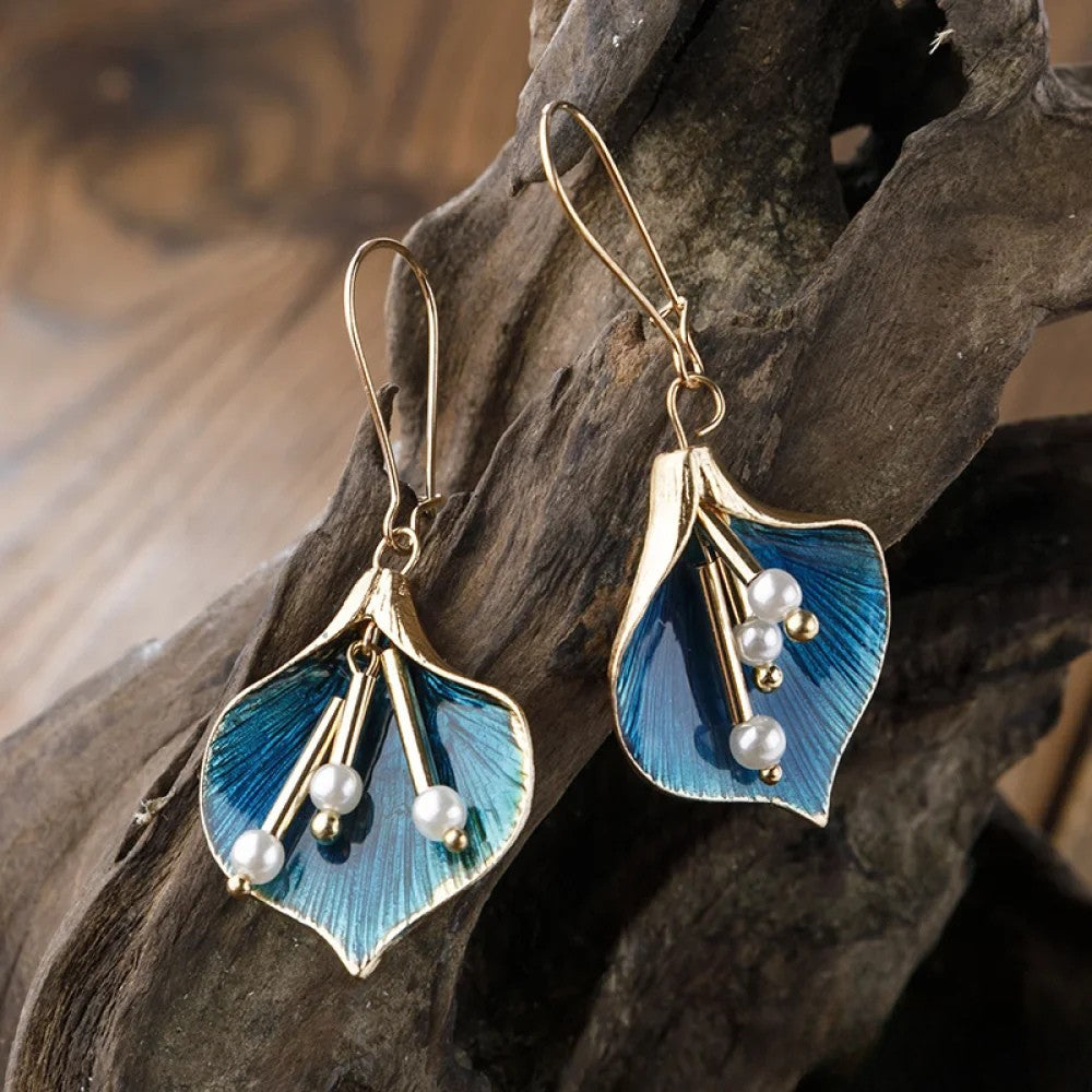 Pendientes de plata loto azul antiguo con diseño lujoso