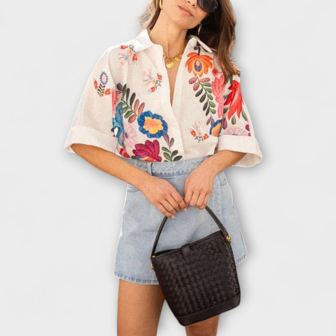 Camisa corta bohemia Carla con estampado floral