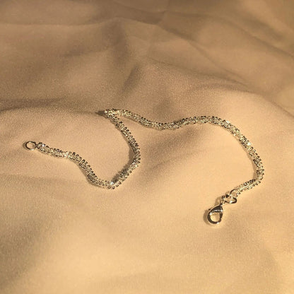 Pulsera elegante y brillante con un toque de lujo
