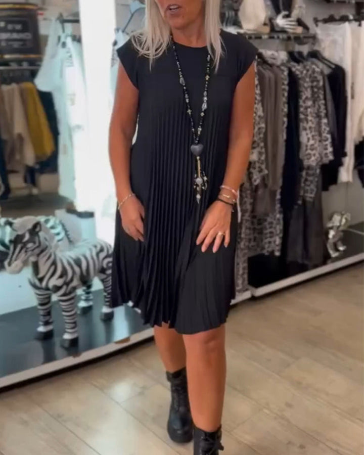 Clara | Vestido de verano plisado y sencillo.