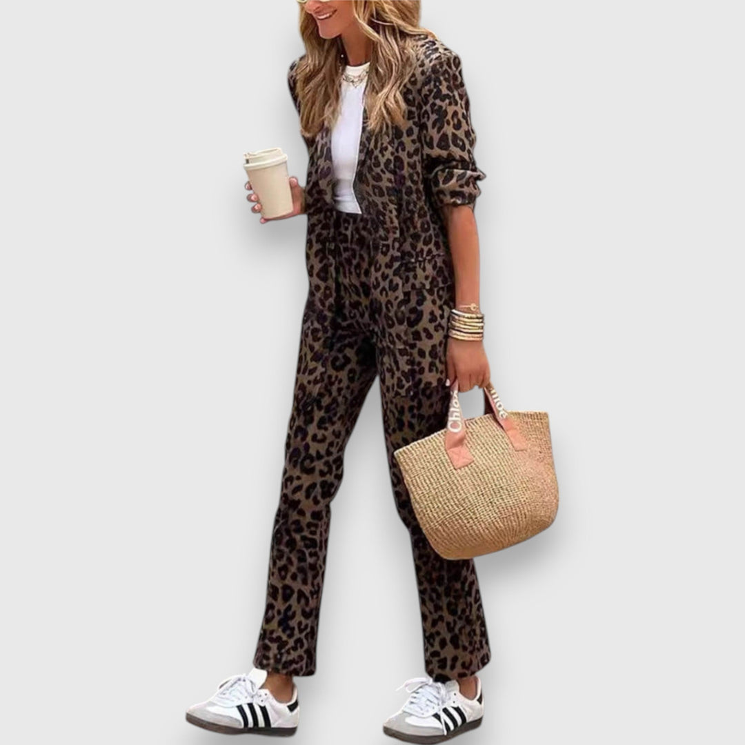 Zaira – Traje de pantera con un aire urbano