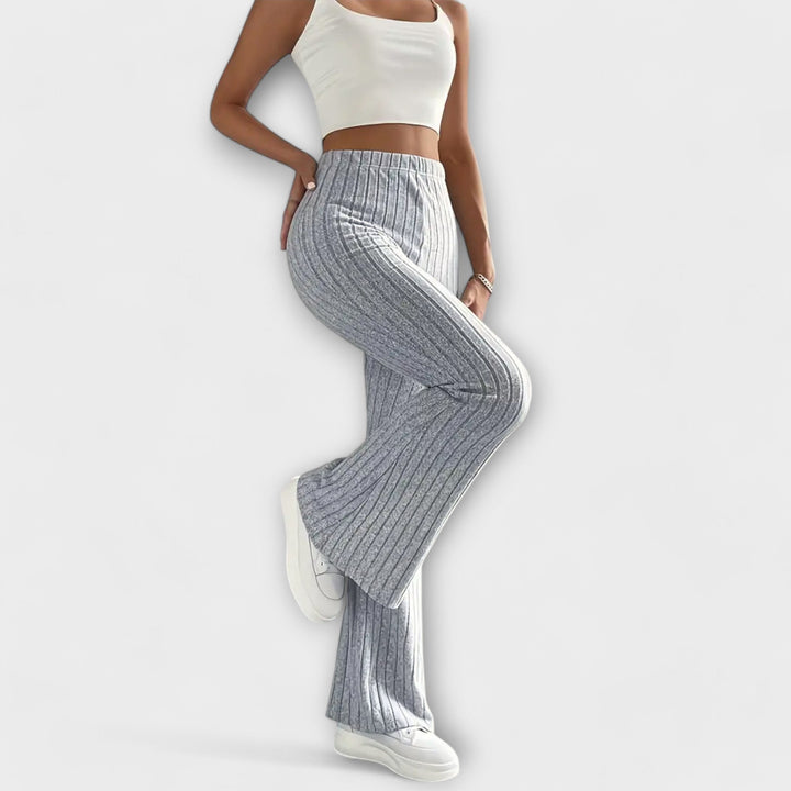 Pantalones elegantes para mujeres con corte destacado