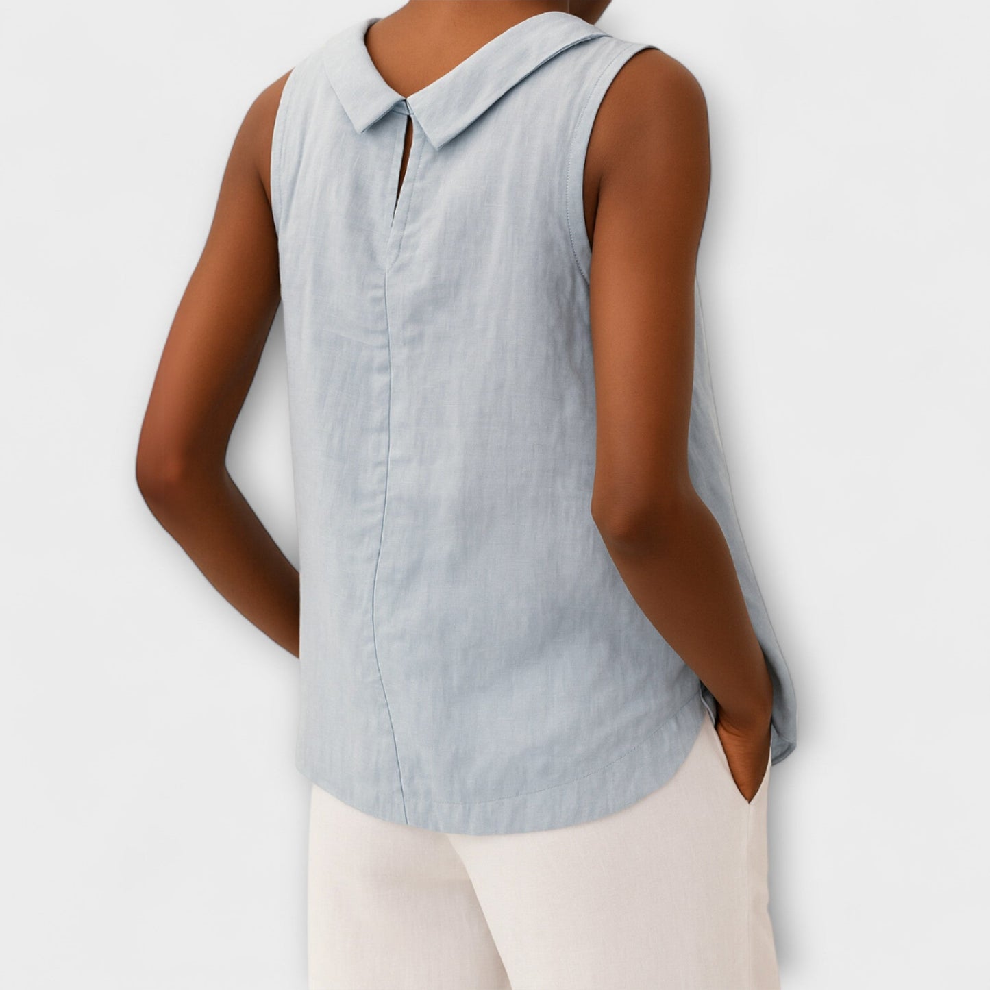 Top de verano elegante sin mangas Briana