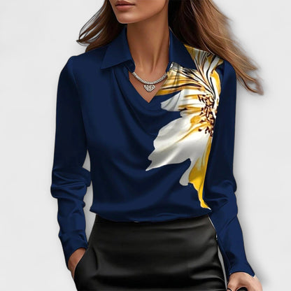 Camisa blanca brillante con cuello con volantes