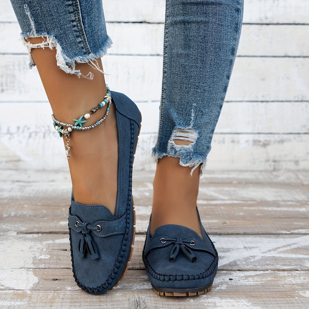 Nadine – Zapatos loafers clásicos con pompones