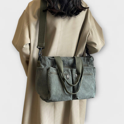 Bolso tote impermeable con compartimento interno espacioso