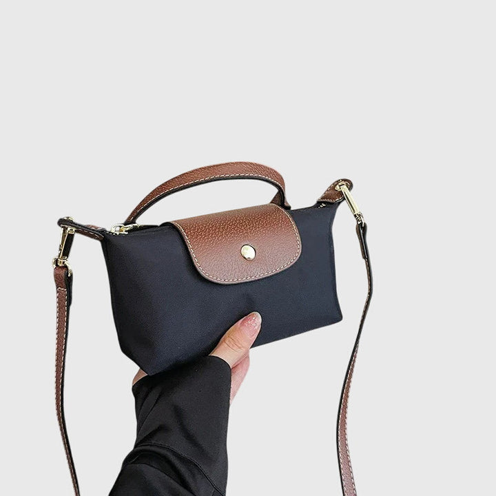 "Giulia" | Bolsa de mano elegante de nailon.
