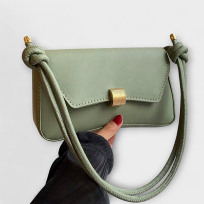 Bolso de solapa vintage clásico de Laura - Elegante y diseñado