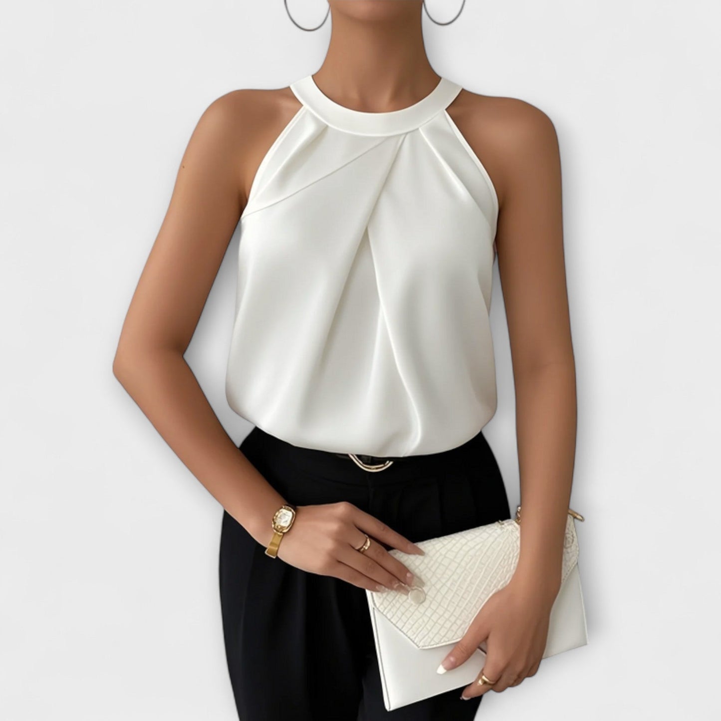 Camisa de satén elegante con hombros al descubierto