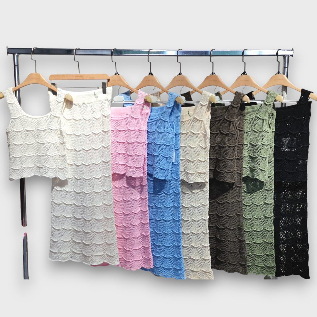 Lunara – Conjunto de dos piezas con diseño de tejido en la parte superior y la falda