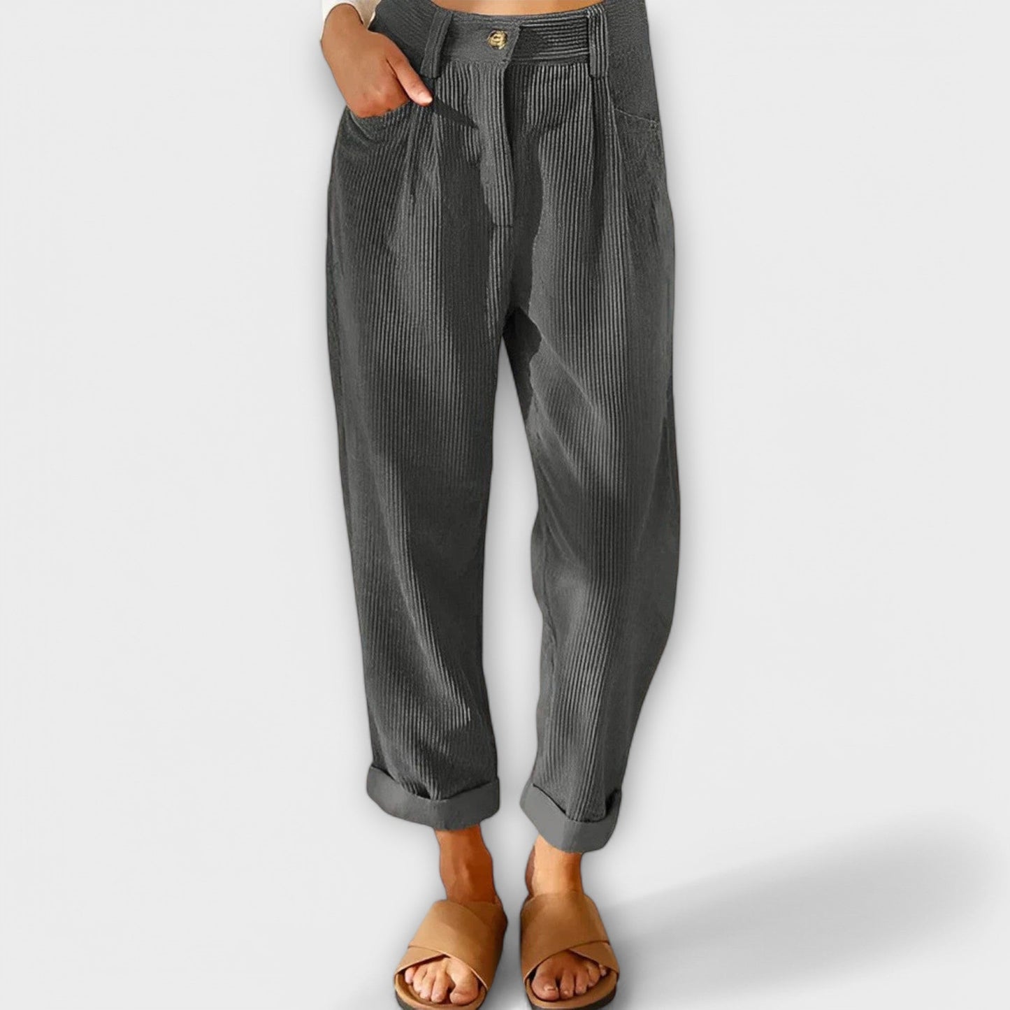 Pantalones de pana modernos para mujeres