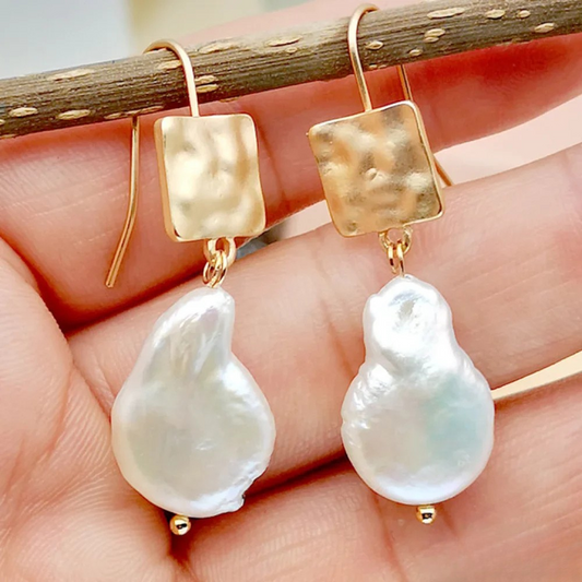 Pendientes de perlas retro dulces