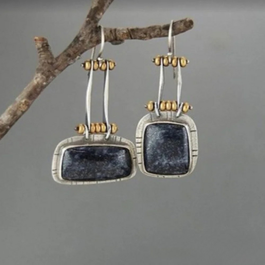 Pendientes retro de plata con un toque nocturno