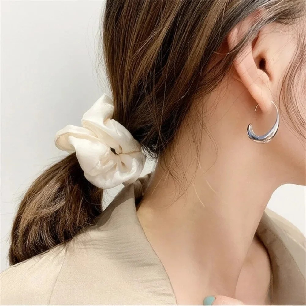 Pendientes de diseñador elegantes y de alta calidad