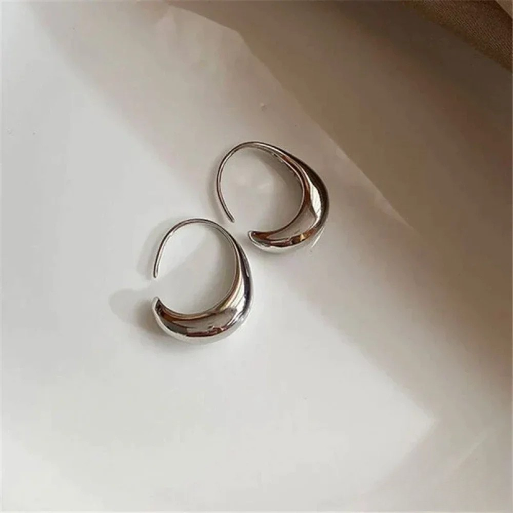 Pendientes de diseñador elegantes y de alta calidad