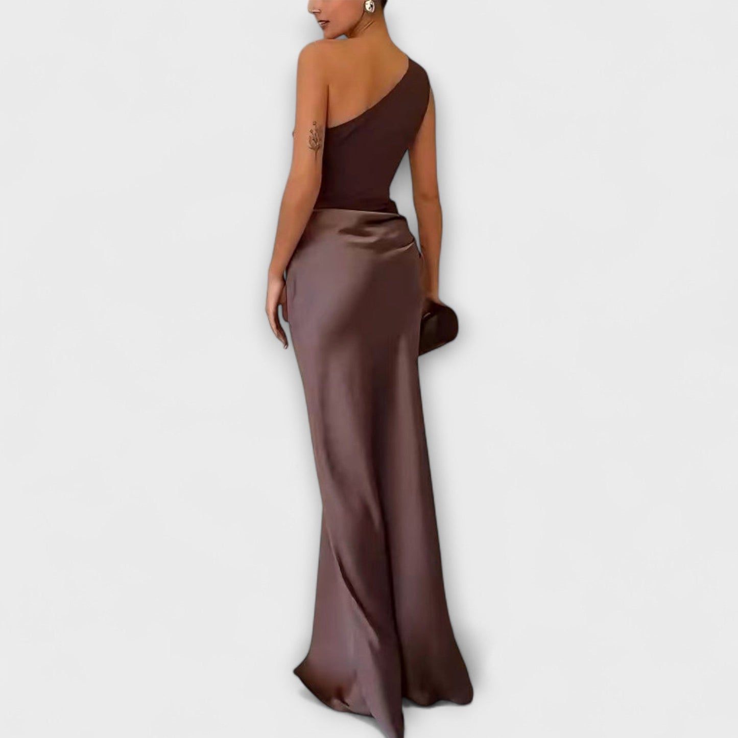 Vestido maxi asimétrico con un hombro
