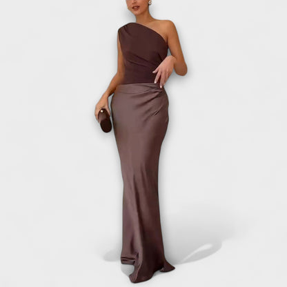 Vestido maxi asimétrico con un hombro