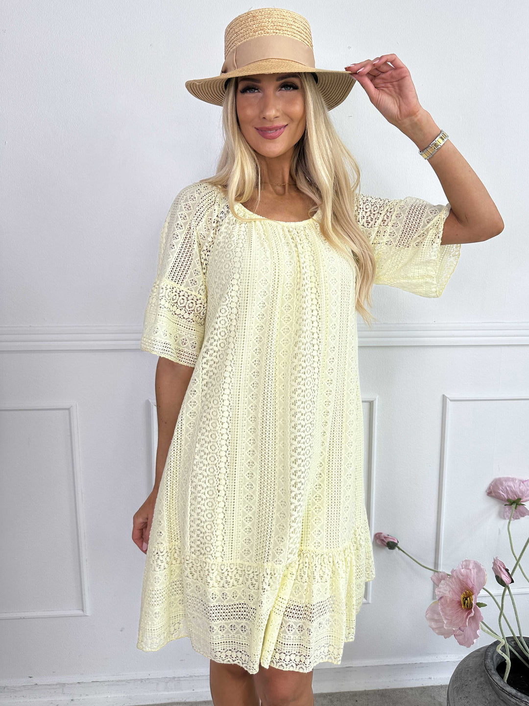 Vestido de encaje suave de algodón con mangas