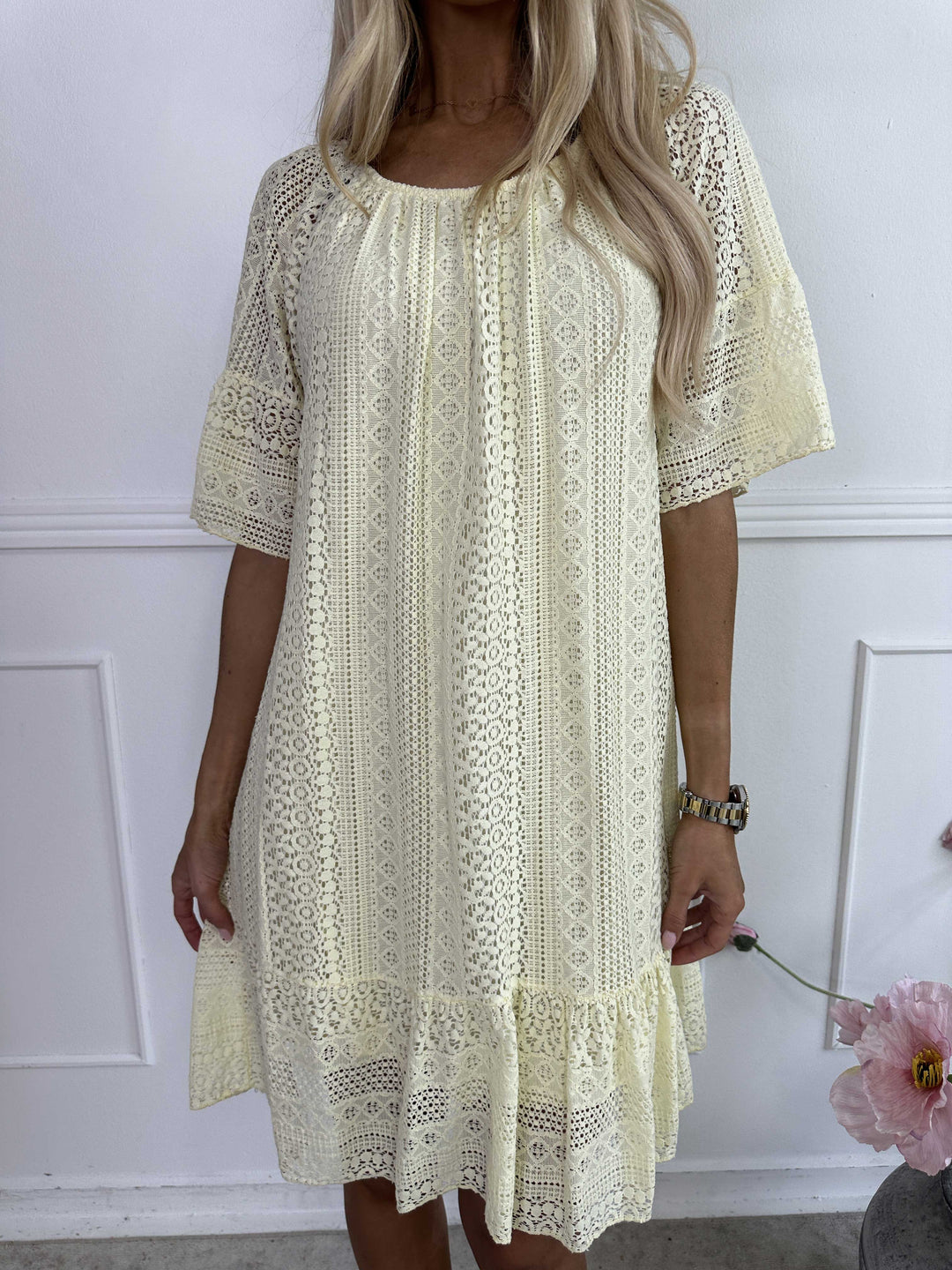 Vestido de encaje suave de algodón con mangas