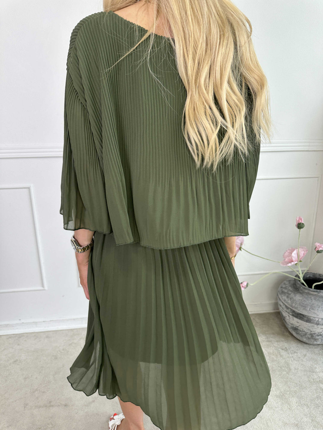 Cristina - Vestido inflable dulce con capa de rafia